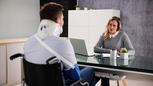 how to choose a personal injury lawyer